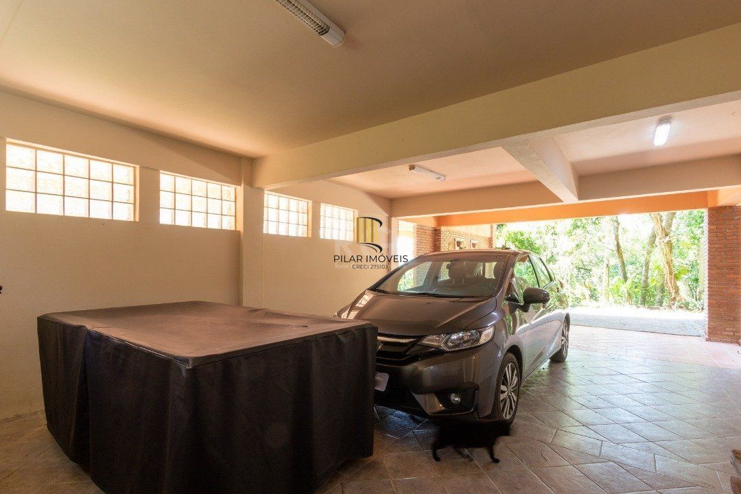 Casa para Venda - 352.19m², 4 dormitórios, sendo 1 suites, 4 vagas - Belém Novo