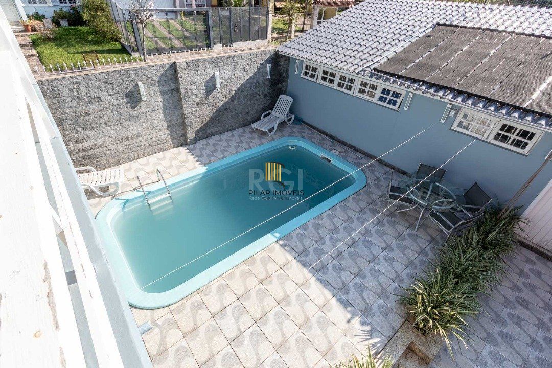 Casa para Venda - 256.5m², 3 dormitórios, sendo 1 suites, 2 vagas - Espirito Santo