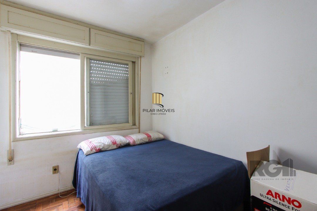 Apartamento com 1 dormitório no bairro Cristal.