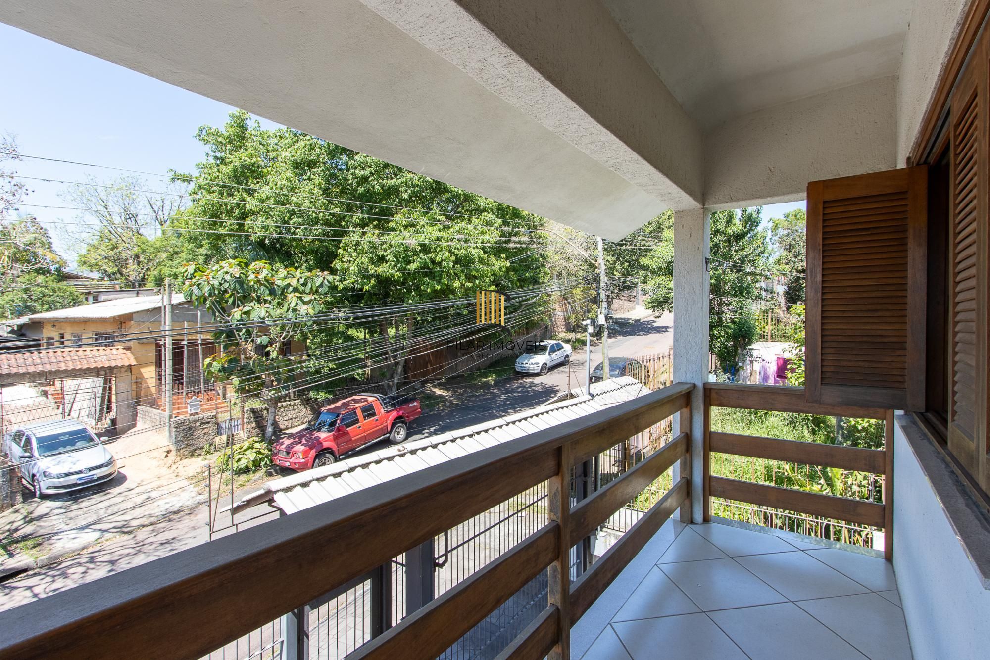 Casa Condominio  - 197m² de aréa nprivativa, 03 dormitórios 01 suites, 02 vagas - Tristeza