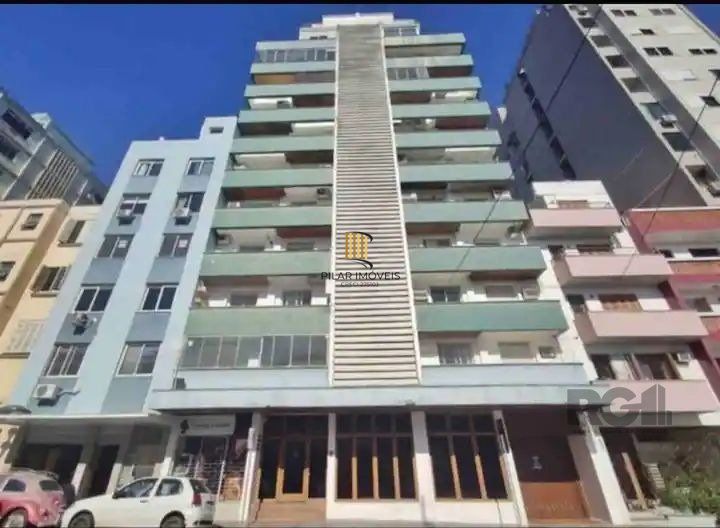 Apartamento JK no Centro Histórico, Condomínio Long Beach - Pilar Imóveis