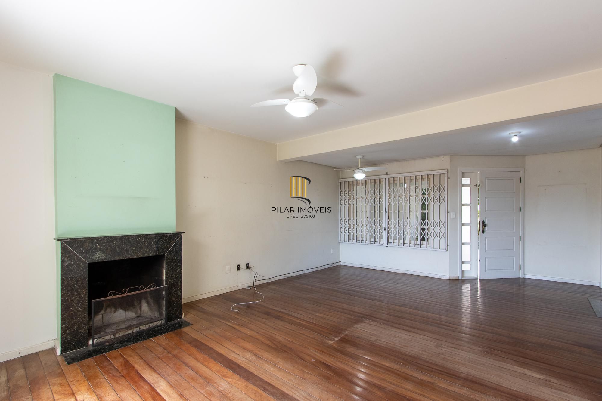 Casa à venda no Altos do Ipê no Bairro Espirito Santo.