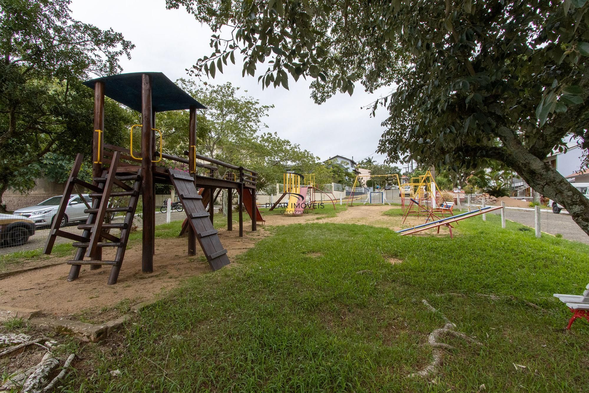 Ótimo terreno 359 m2 pronto para construir