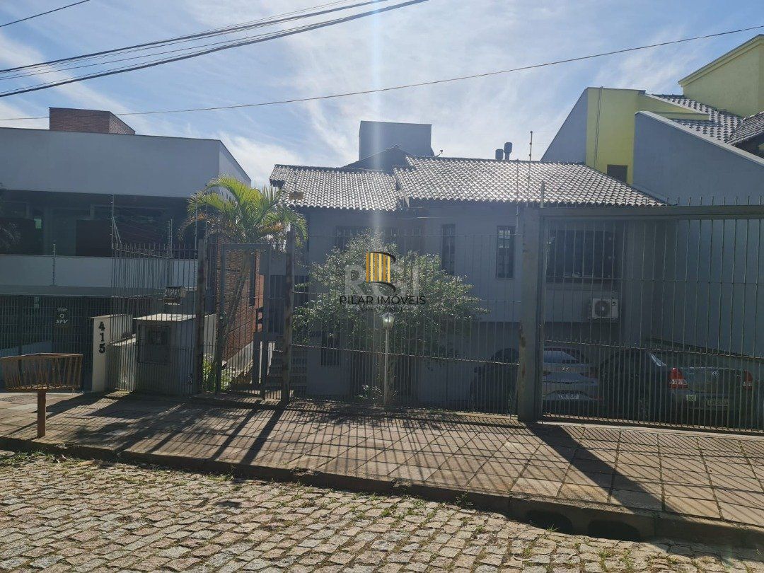 Casa para Venda - 464m², 5 dormitórios, sendo 4 suites, 4 vagas - Nonoai