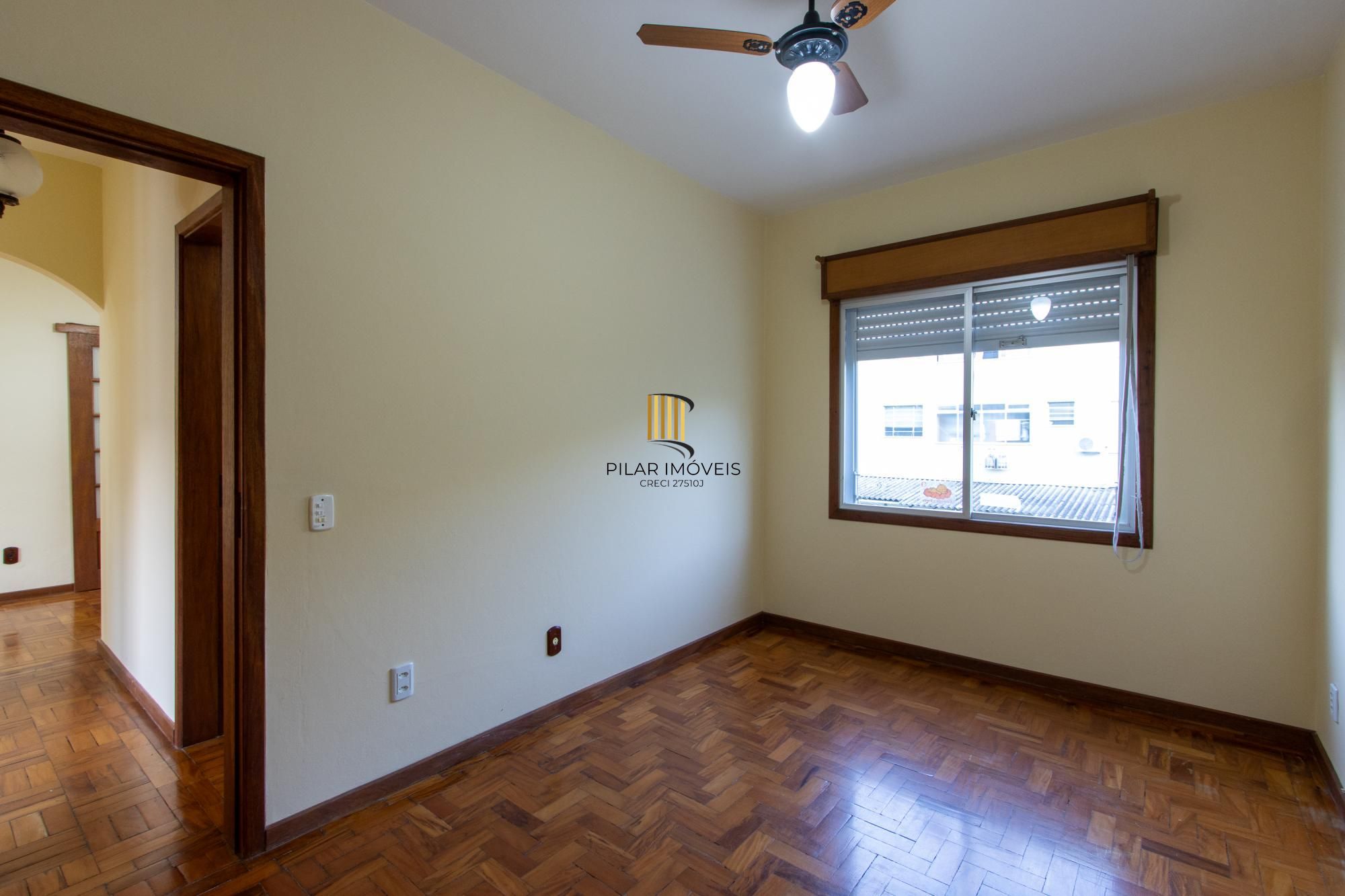 Apartamento de 2 Dormitórios na Cel Massot, Bairro Cristal