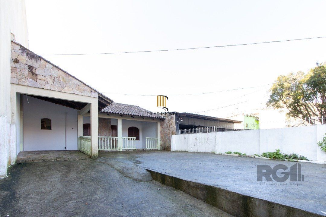 Casa 3 dormitórios no bairro Tristeza