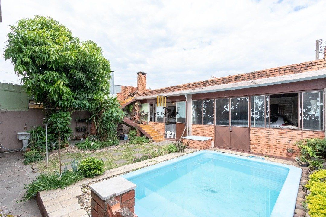 Casa para Venda - 200m², 3 dormitórios, sendo 1 suites, 1 vaga - Aberta dos Morros