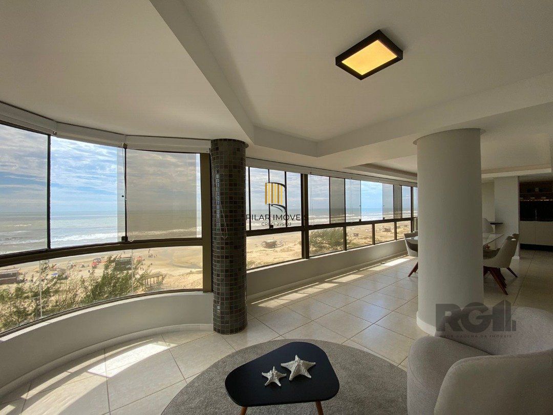 Apartamento à Beira Mar