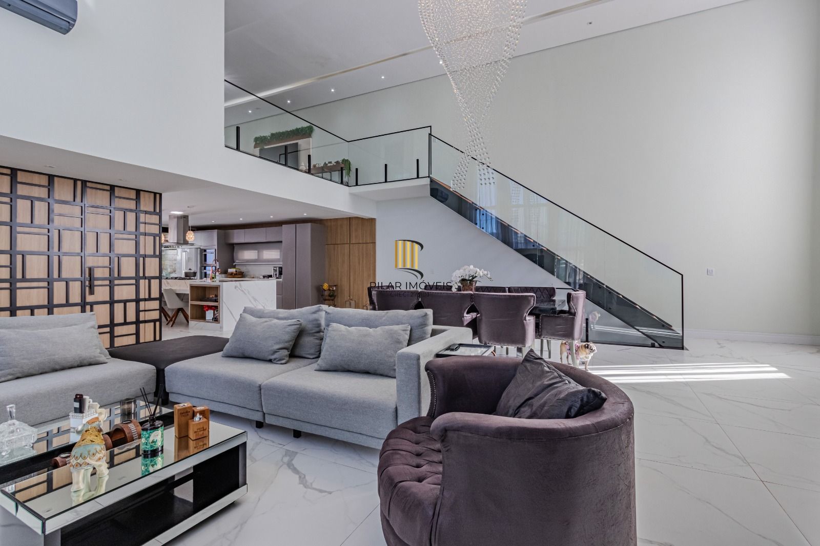 Casa de Condomínio 4 dormitórios no bairro São Vicente