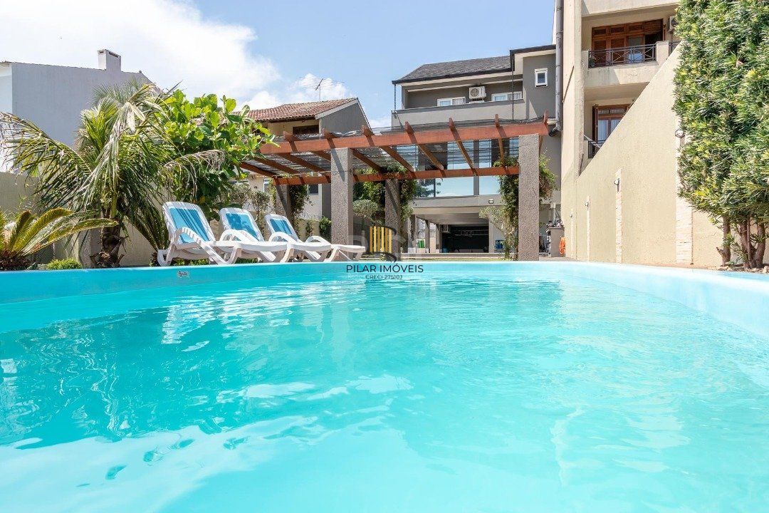Casa para Venda - 420m², 3 dormitórios, sendo 3 suites, 8 vagas - Ipanema