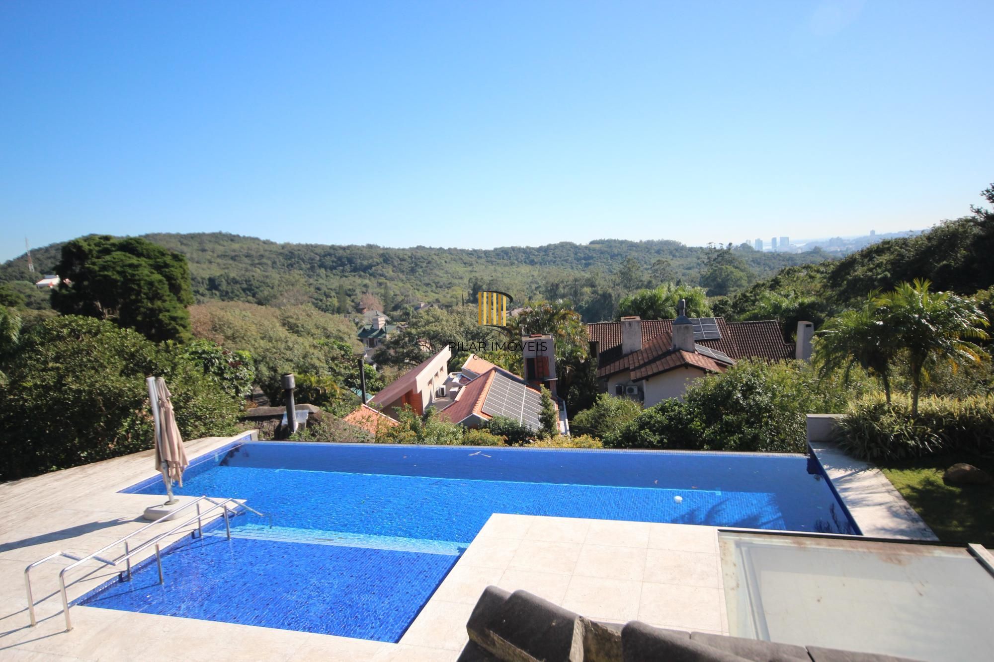Casa Alto Padrão em Condomínio Fechado - 4 Suítes, Vista Panorâmica