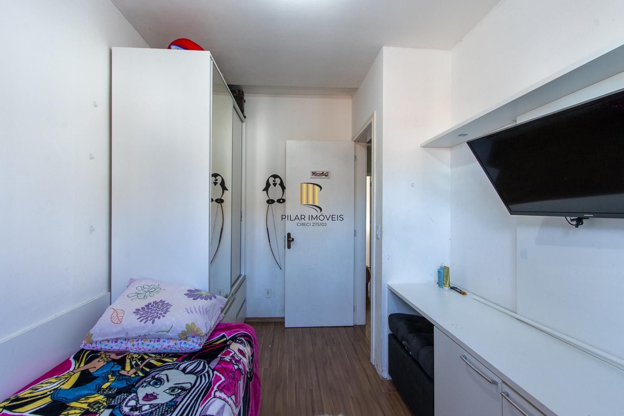 Casa de Condomínio 3 dormitórios no bairro Hípica