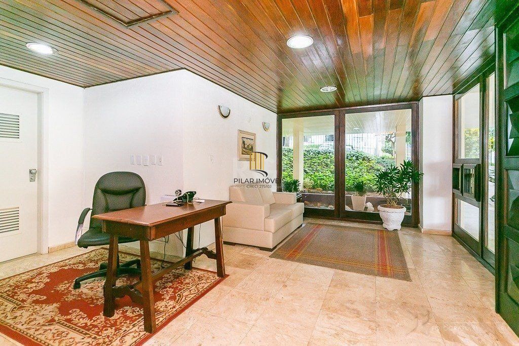Apartamento para Venda - 110.55m², 3 dormitórios, sendo 2 suites, 1 vaga - Petrópolis