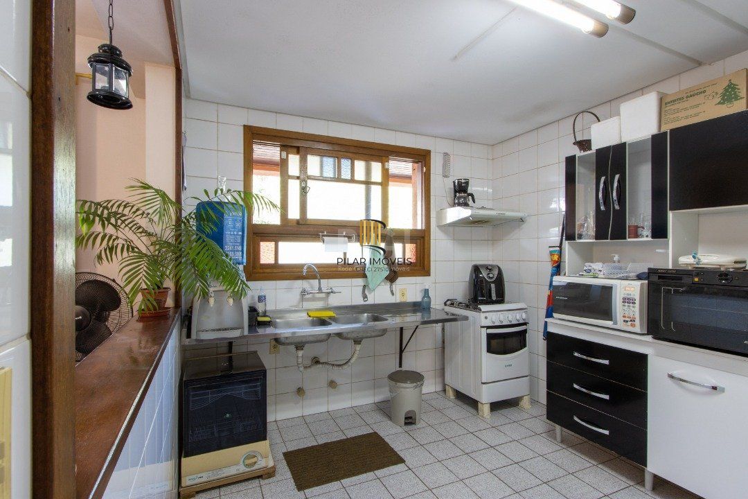 Casa de Condomínio 3 dormitórios no bairro Espírito Santo