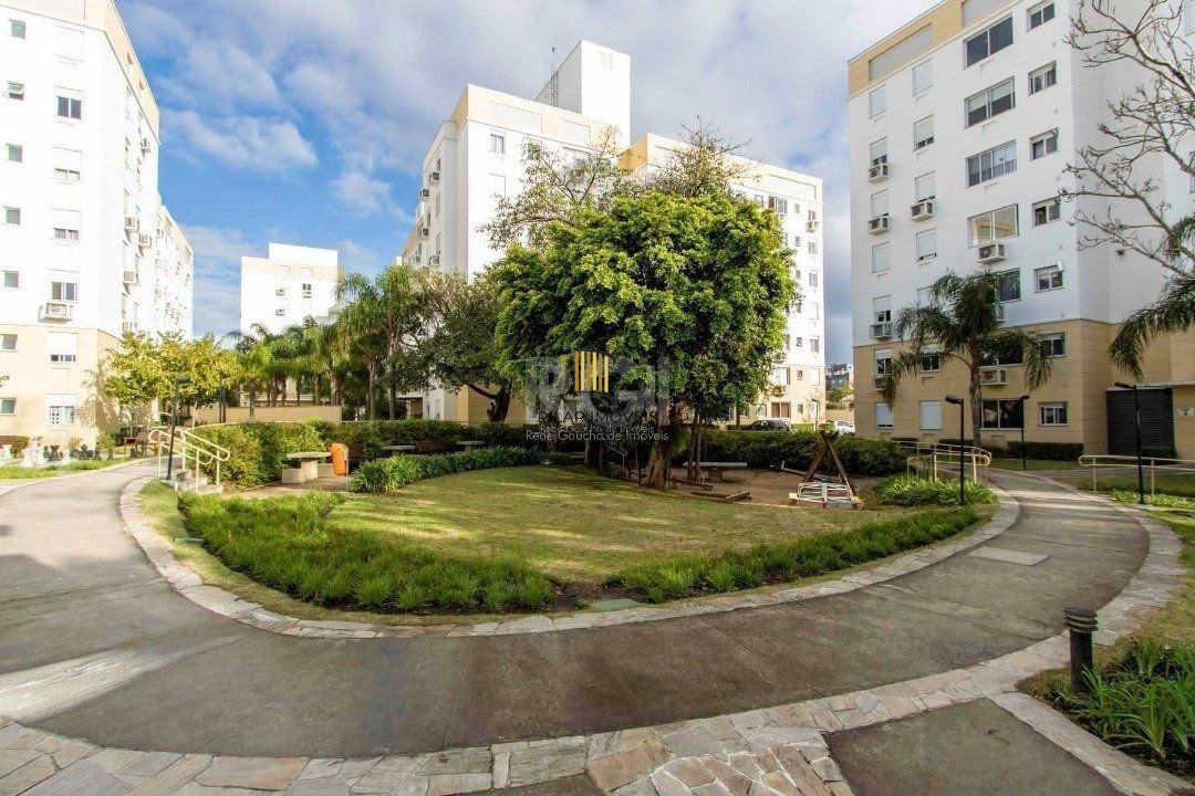 Apartamento para Venda - 61.55m², 3 dormitórios, sendo 1 suites, 1 vaga - Camaquã