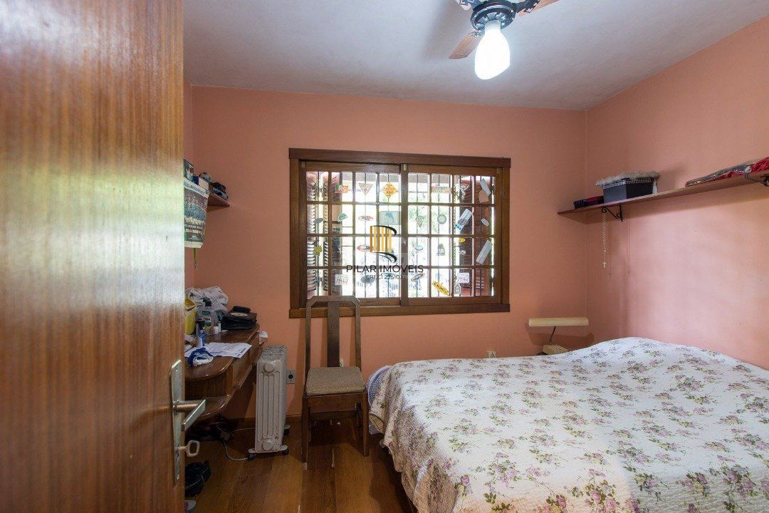 Casa para Venda - 336.21m², 3 dormitórios, sendo 1 suites, 3 vagas - Nonoai