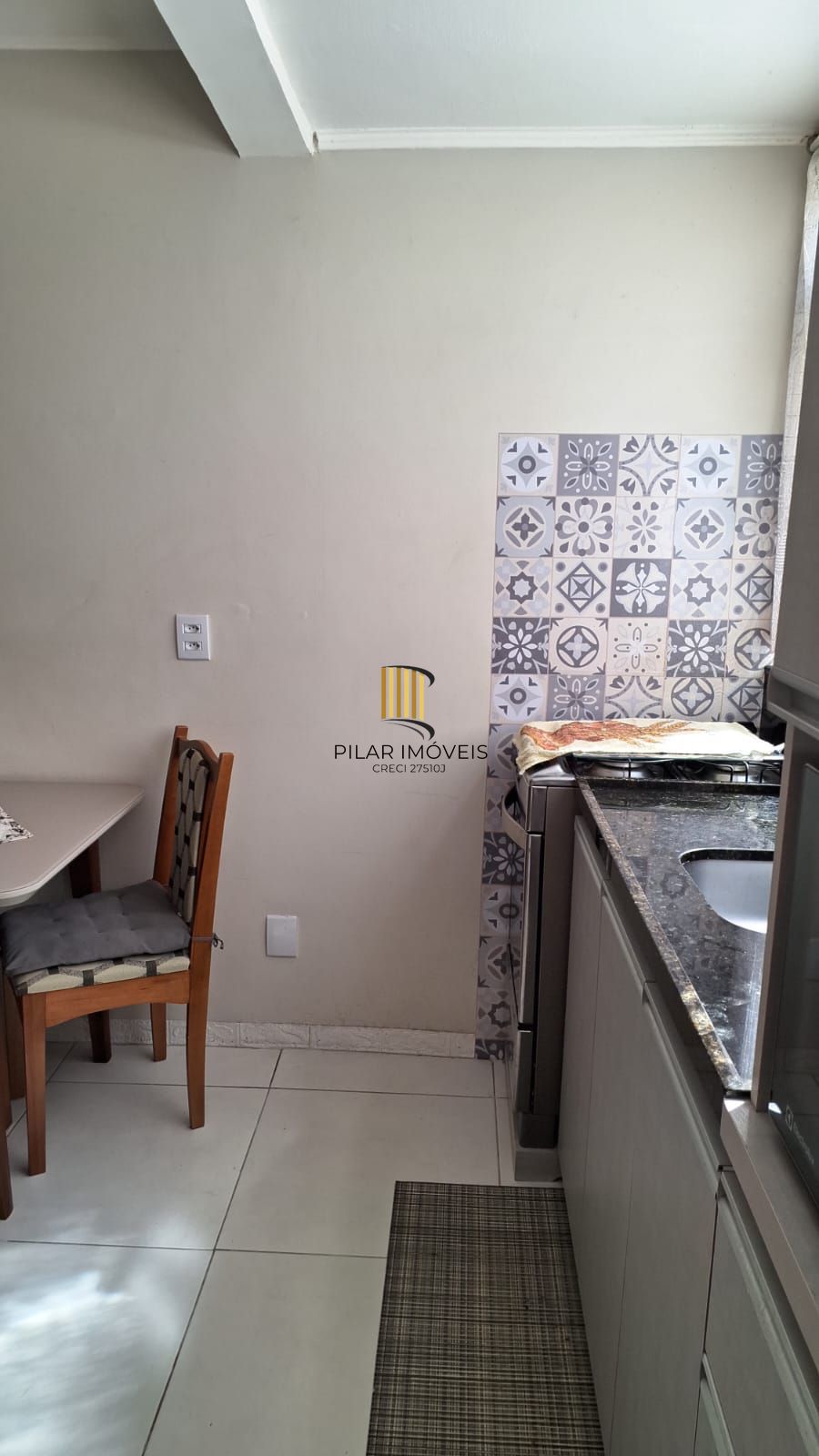 Apartamento  2 dormitórios,  garagem -  bairro Tristeza, Porto Alegre