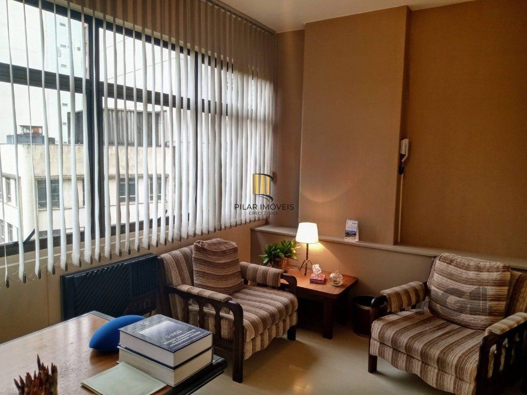 Excelente sala comercial toda reformada em ótima localização