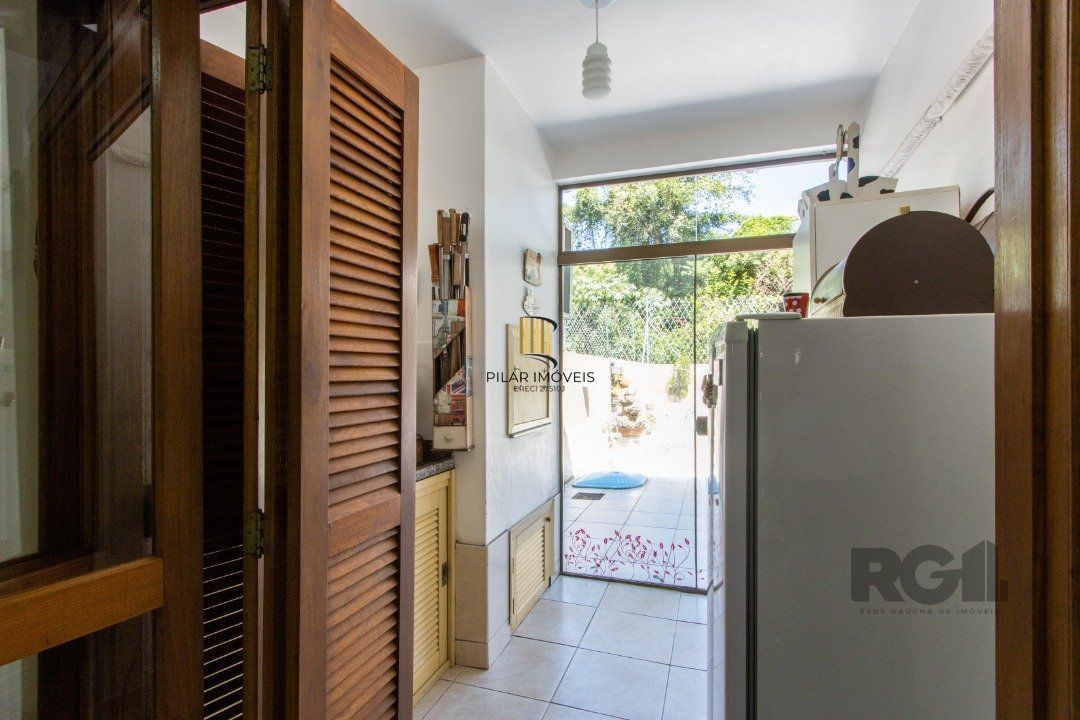 Casa 3 dormitórios no bairro Espírito Santo