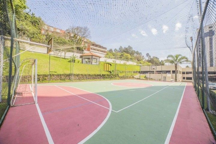 Apartamento 03 dormitórios, 01 suíte, 02 vagas individuais e cobertas, infraestrutura completa, Bairro Cristal