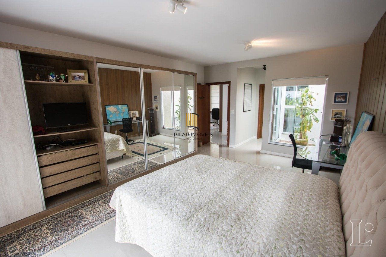 Casa Condominio para Venda - 273.79m², 3 dormitórios, sendo 3 suites, 4 vagas - Espírito Santo