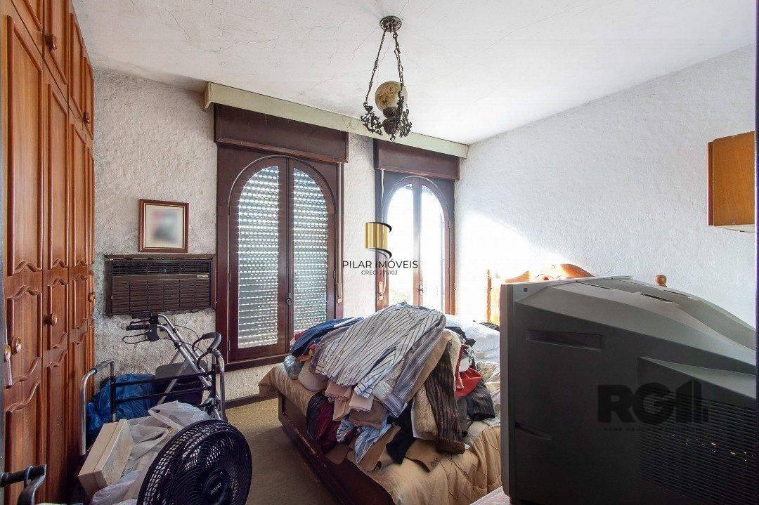 Casa para Venda - 580m², 3 dormitórios, sendo 1 suites, 3 vagas - Santa Tereza