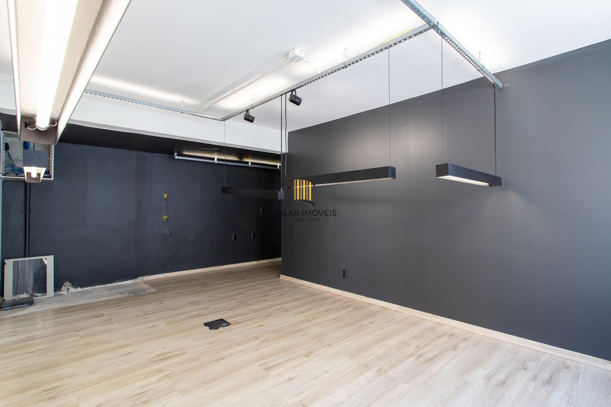 Andar inteiro de 214 m²