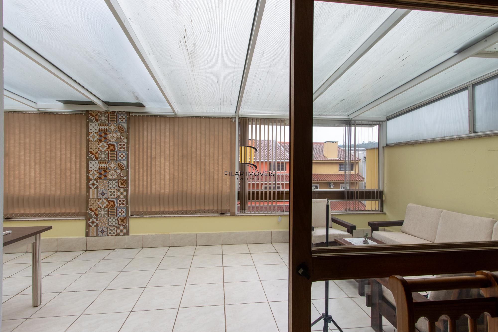 Casa 3 dormitórios no bairro Ipanema