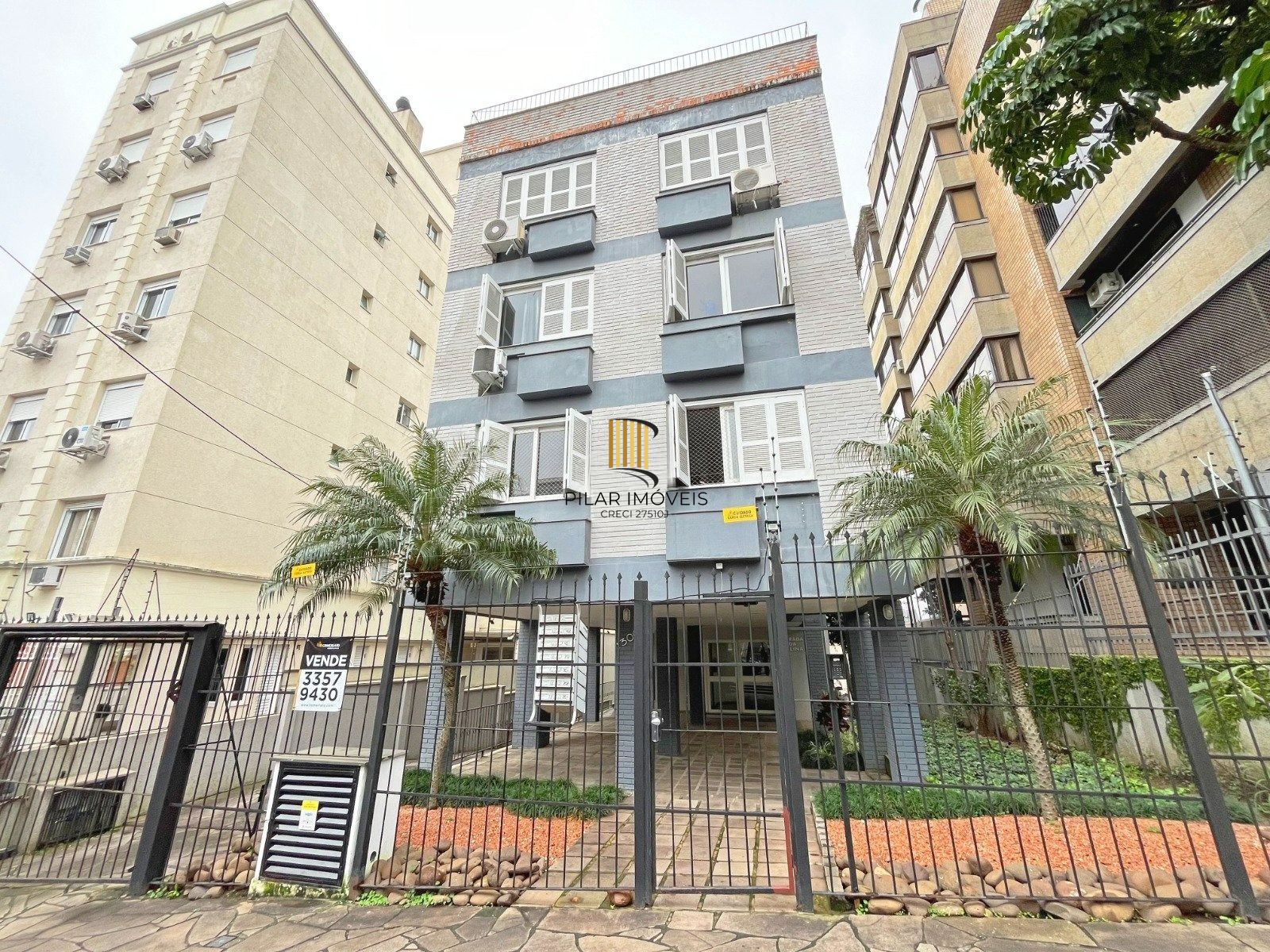 Apartamento de 3 dormitórios no bairro Mont Serrat