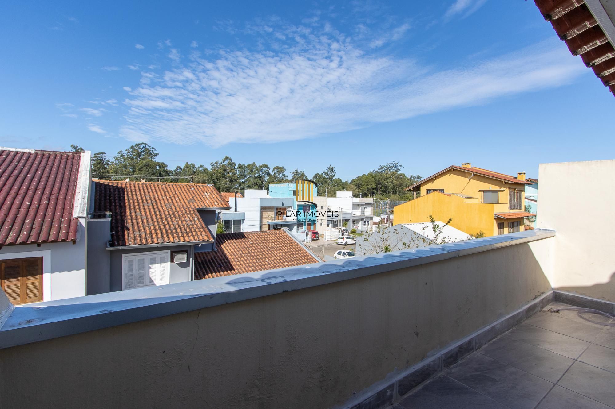 Casa de Condomínio 3 dormitórios no bairro Hípica
