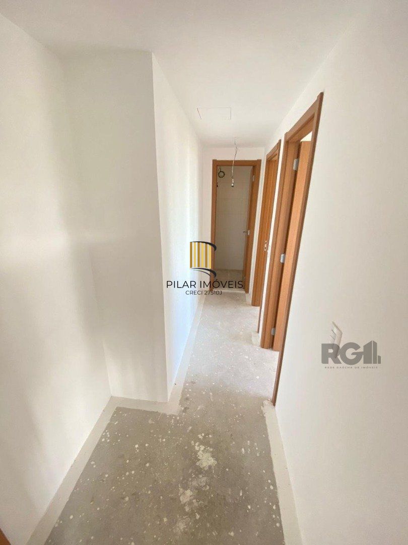 Apartamento 6 dormitórios no bairro Cavalhada