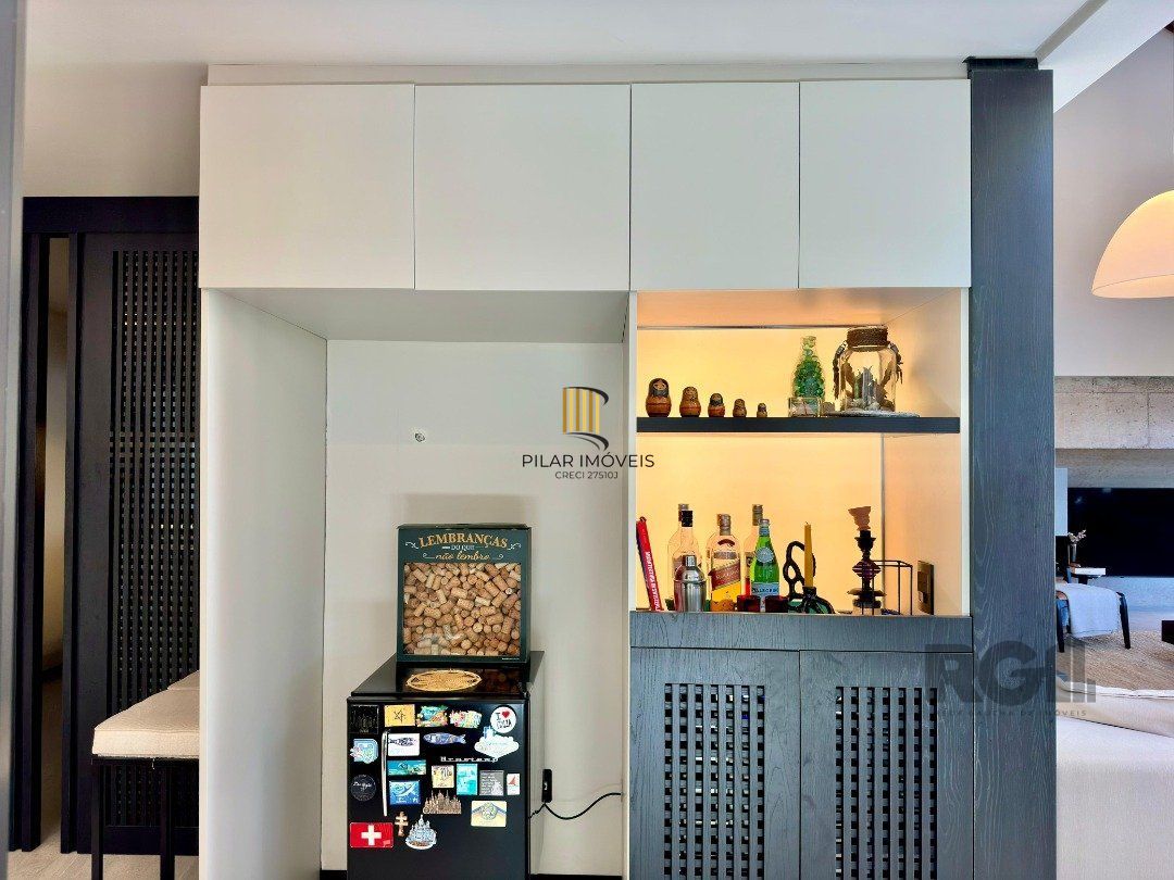 Casa de Condomínio 4 dormitórios no bairro Atlântida
