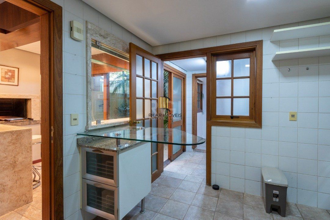 Casa Condominio para Venda - 215.81m², 4 dormitórios, sendo 1 suites, 2 vagas - Tristeza