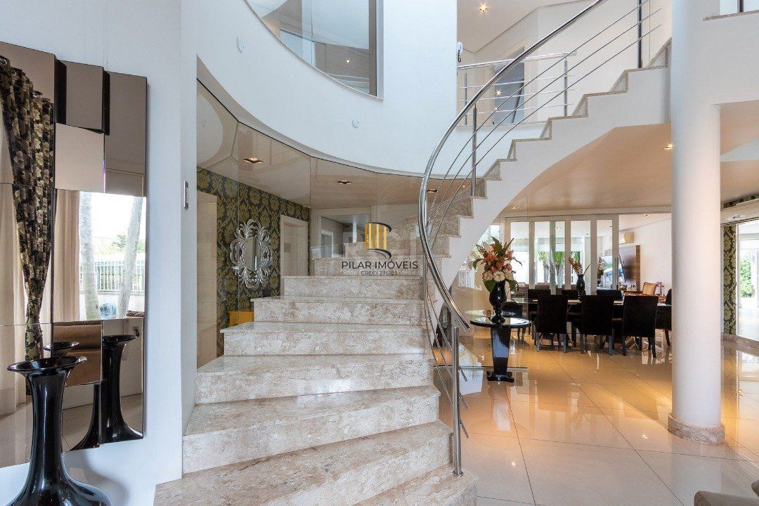 Casa para Venda - 463m², 4 dormitórios, sendo 4 suites, 4 vagas - Ipanema