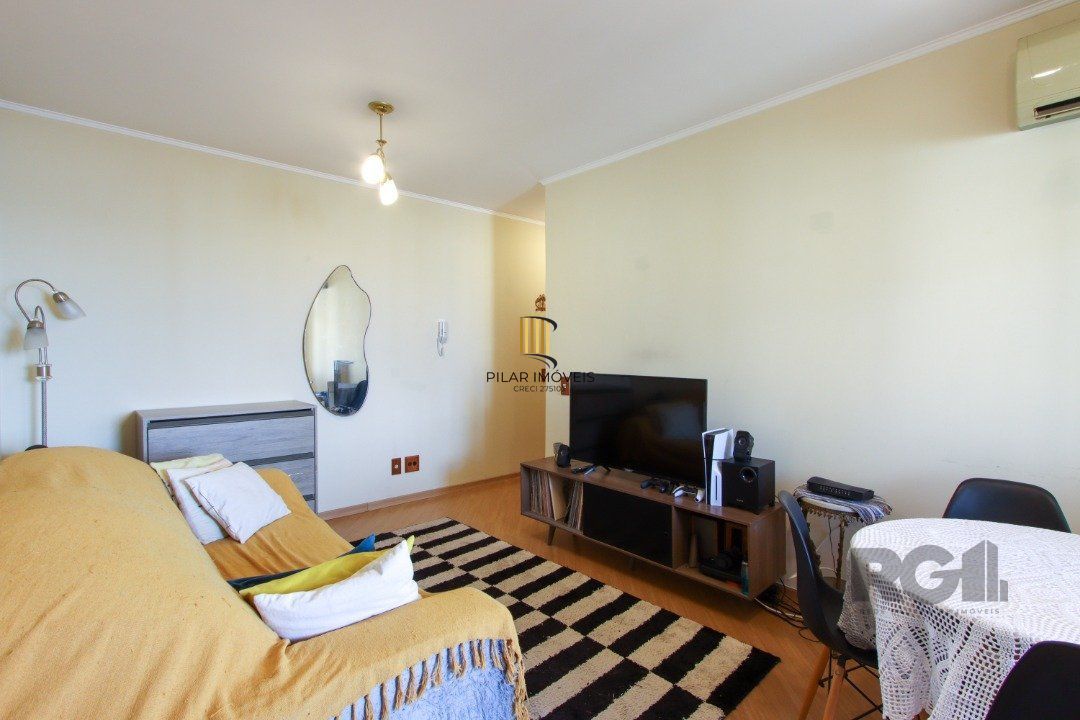 Apartamento 2 dormitórios no bairro Santo Antônio