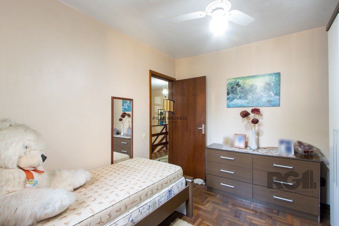 Casa 4 dormitórios no bairro Cristal