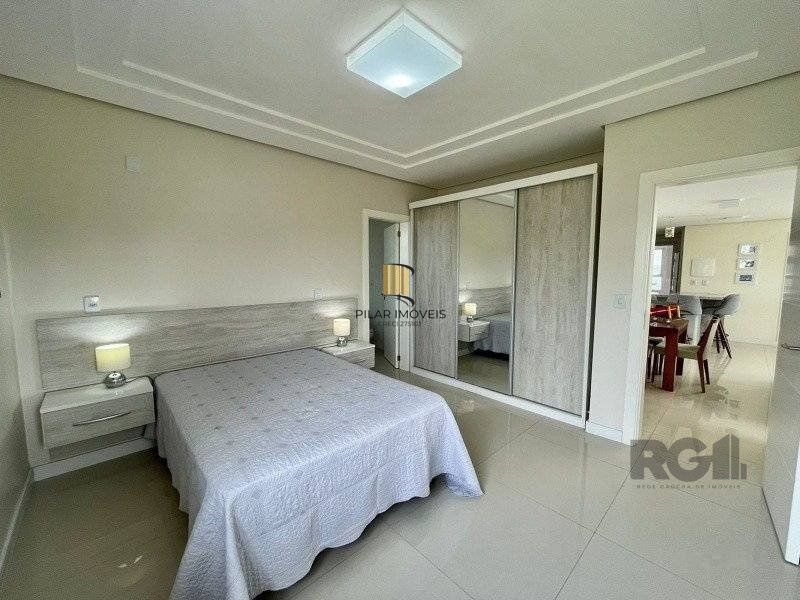 Casa de Condomínio 4 dormitórios no bairro Atlântida Sul