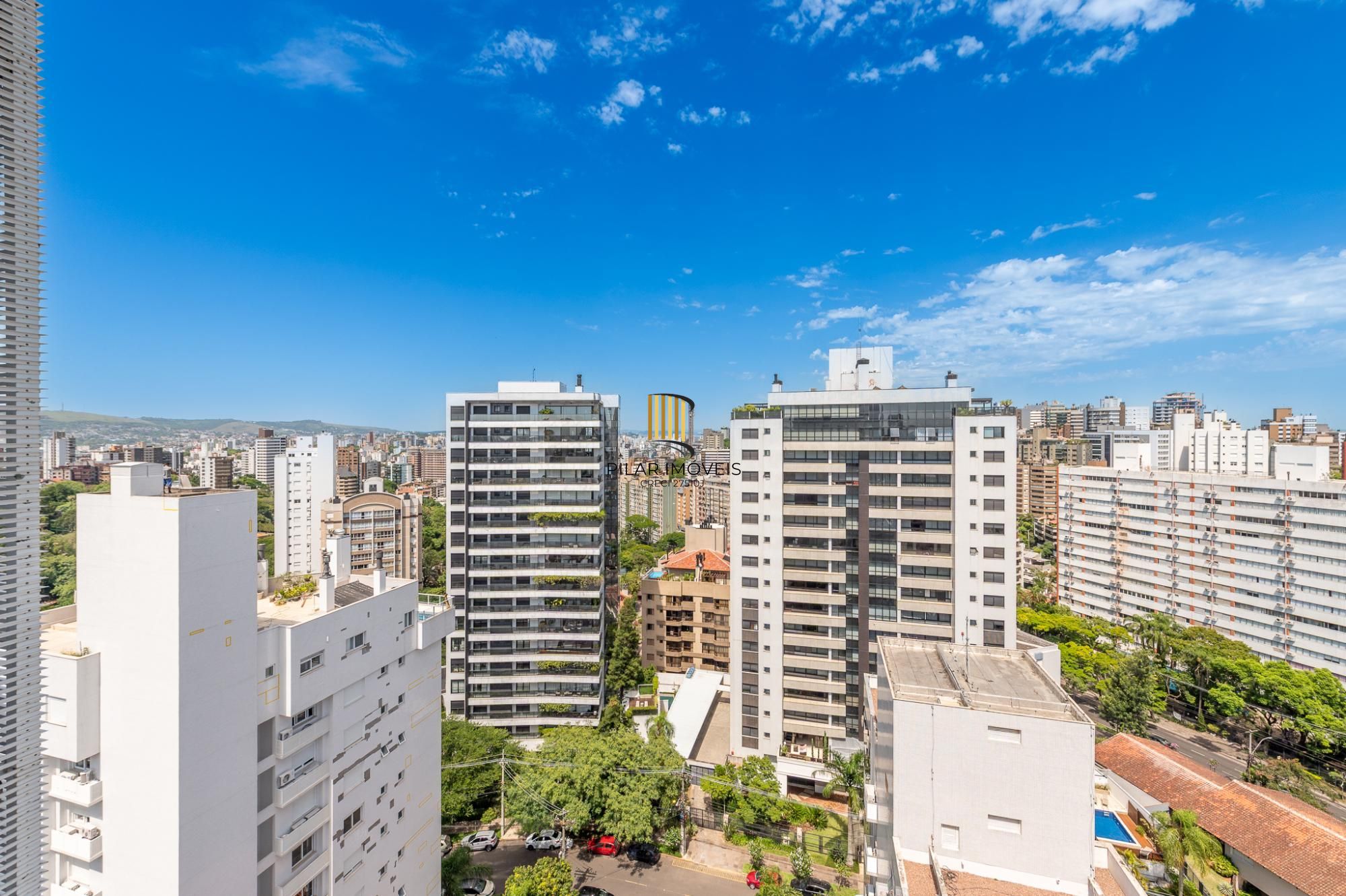 Apartamento com 204m², 3 dorm, 5 vagas no Petrópolis