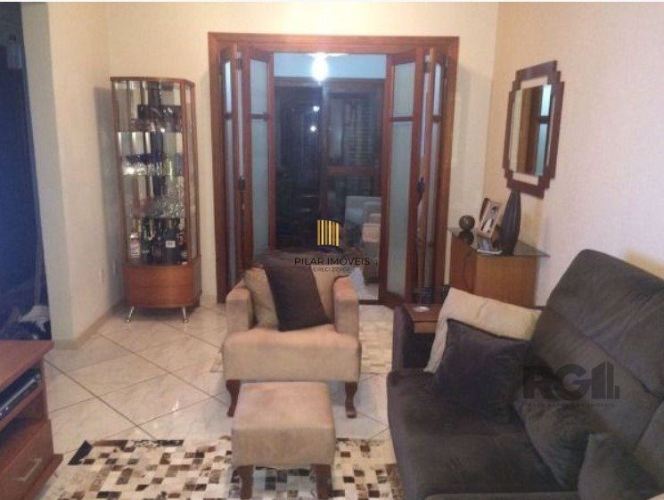 Casa de Condomínio 3 dormitórios no bairro Cavalhada