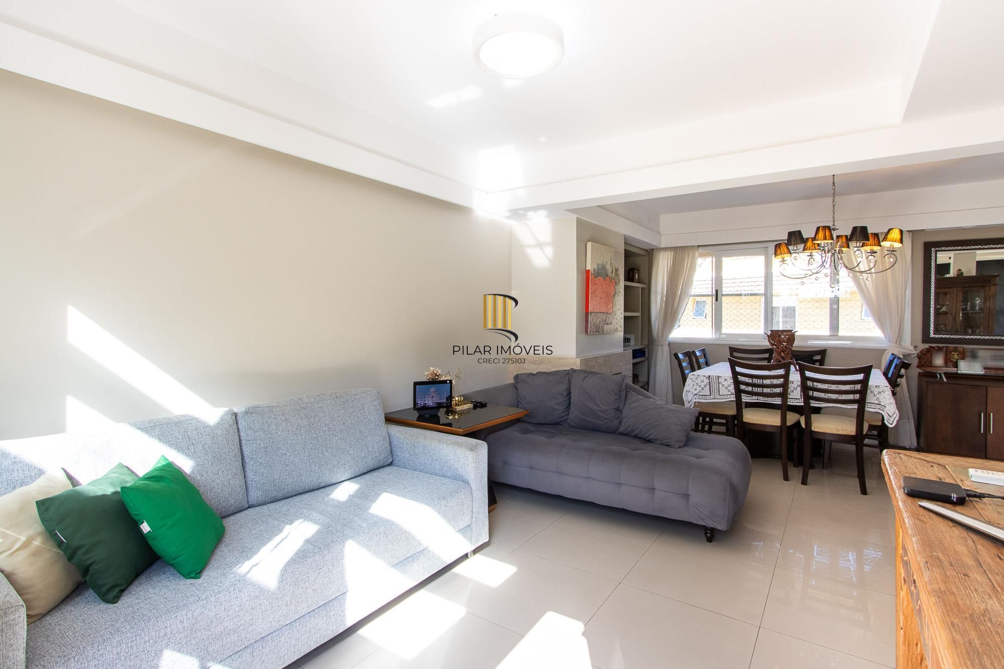 Casa condomínio | 3 dormitórios | 1 Suíte | 240,82 Privativos | 2 Vagas | Bairro Teresópolis