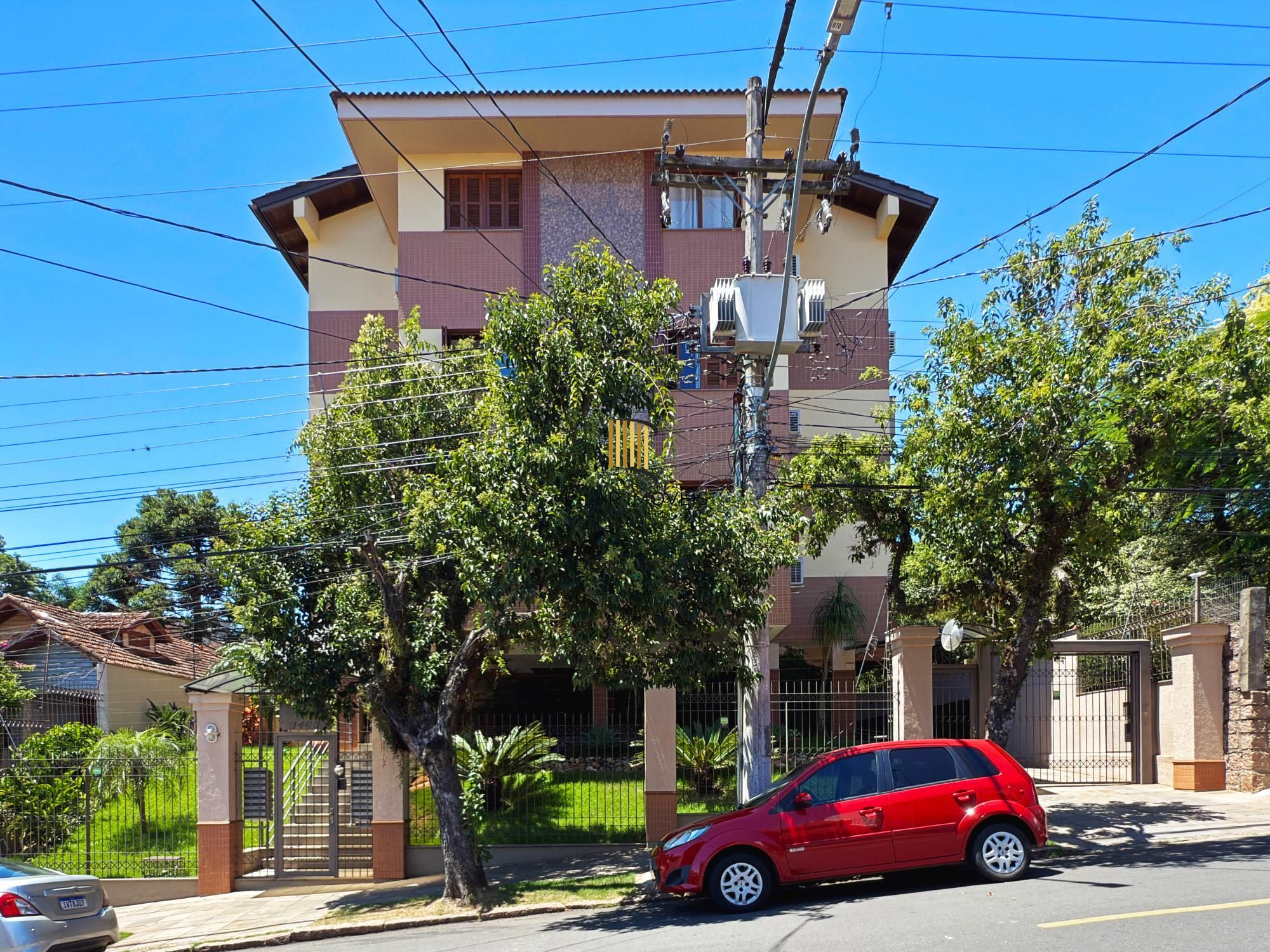 Apartamento desocupado, 2 quartos (1 suite), 2 vagas - Bairro Tristeza