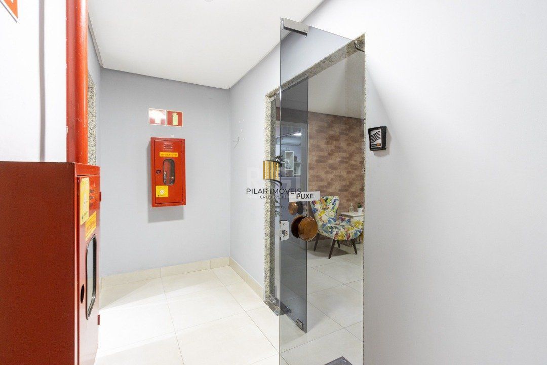 Sala em andar inteiro com 157,44  privativos