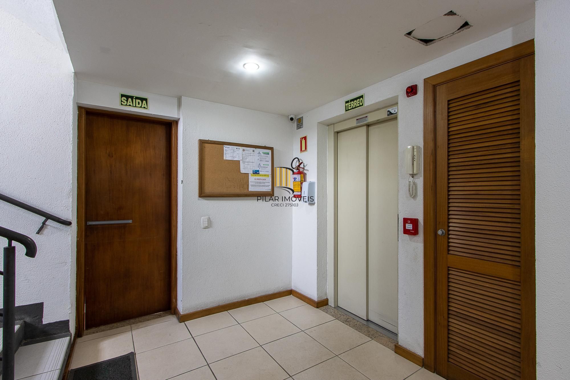 Apartamento 2 dormitórios no bairro Camaquã