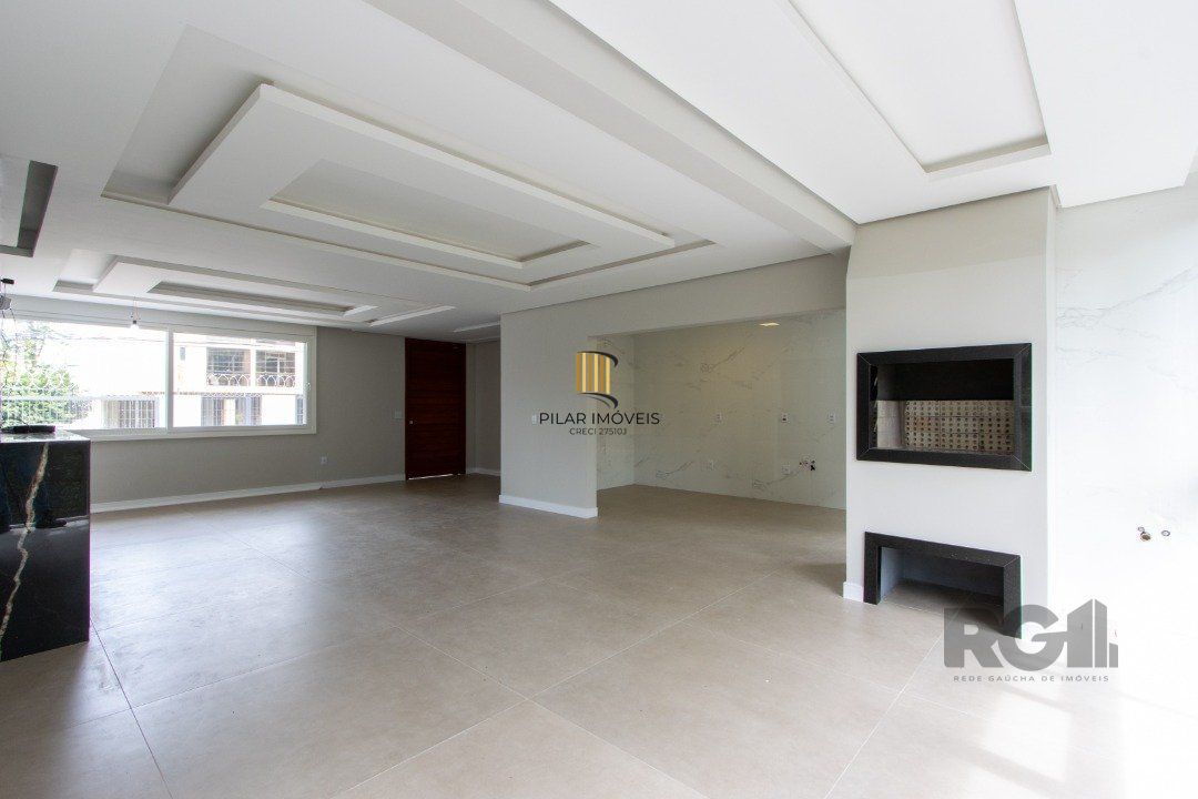 Casa | 3 quartos | 2 Suítes | 4 vagas cobertas | 260m2 Privativos | Bairro Santa Tereza