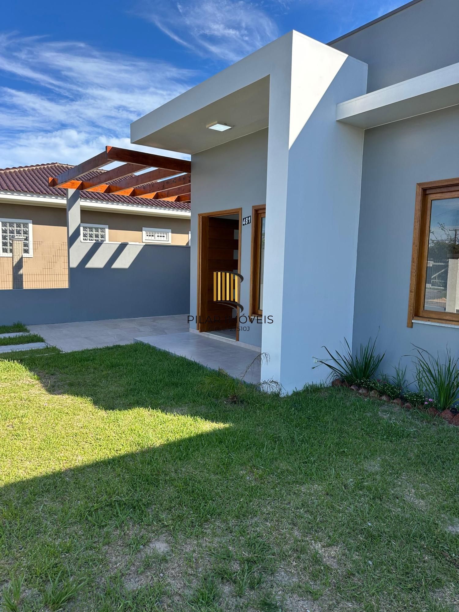 Casa 2 dormitórios no bairro Presidente - Pilar Imóveis