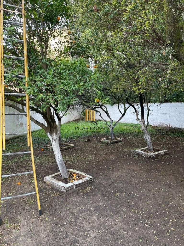 Casa para Venda - 594m², 2 dormitórios, 6 vagas - Vila João Pessoa