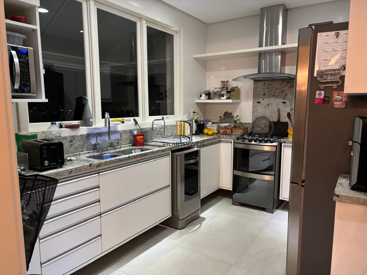 Casa 3 dormitórios em Teresópolis