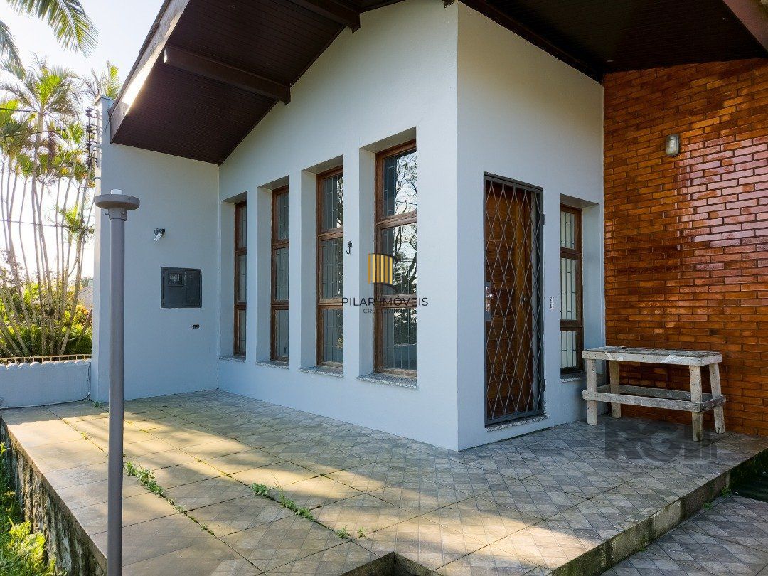 Casa com 3 quartos, suite, pátio - Bairro Espírito Santo - Potro Alegre (RS)