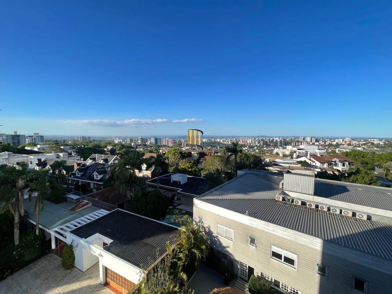 ala comercial desocupada à venda no coração do bairro Boa Vista, em Porto Alegre, Rio Grande do Sul!