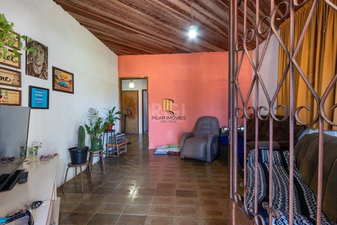 Casa para Venda - 2200m², 3 dormitórios, Lomba do Pinheiro